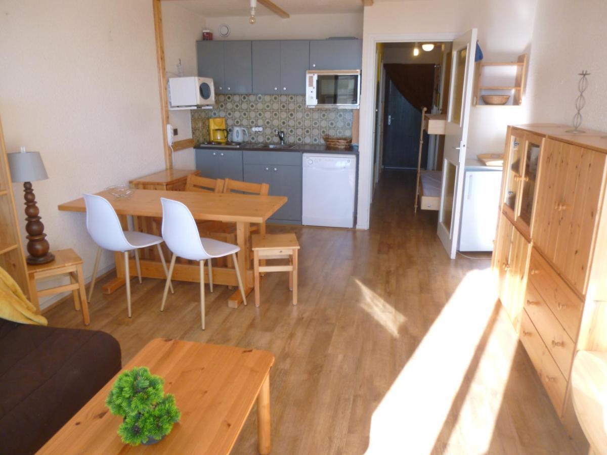 Appartement Studio entier au calme avec vue panoramique exceptionelle à 1500m à Comboursiere Extérieur photo